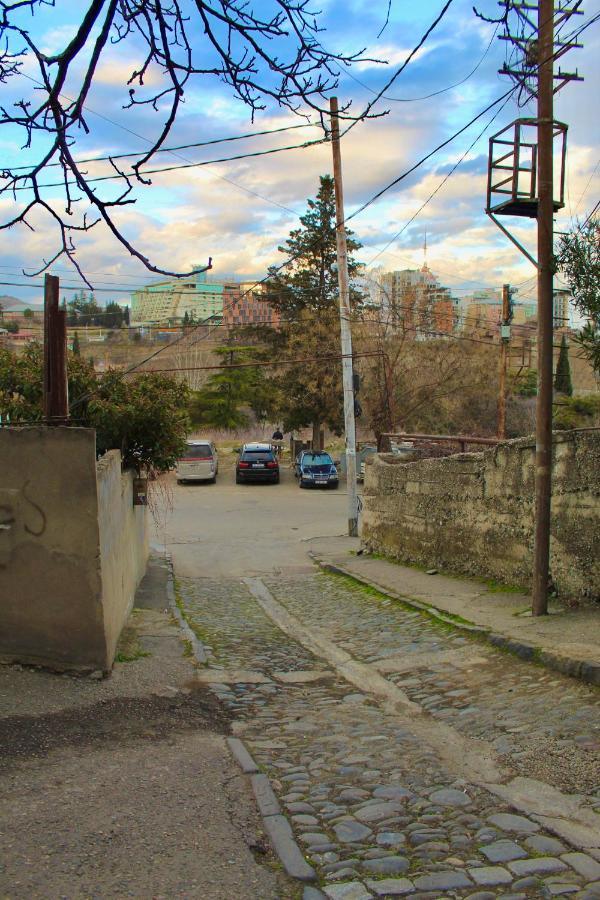 Tiny Old Tbilisi Apartment Ngoại thất bức ảnh